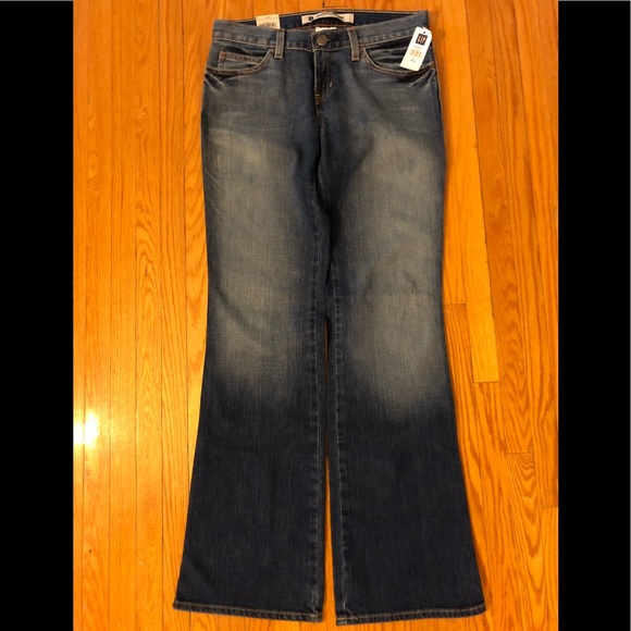 GAP Denim - NWT GAP women’s jeans